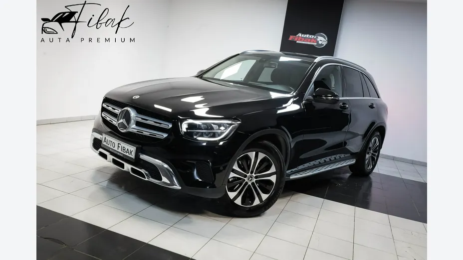MERCEDES-BENZ GLC -