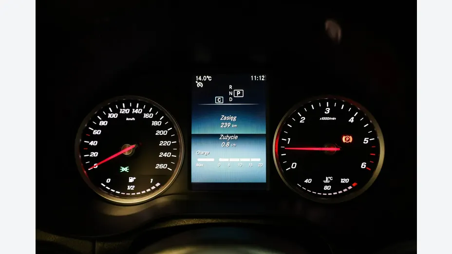 MERCEDES-BENZ GLC -
