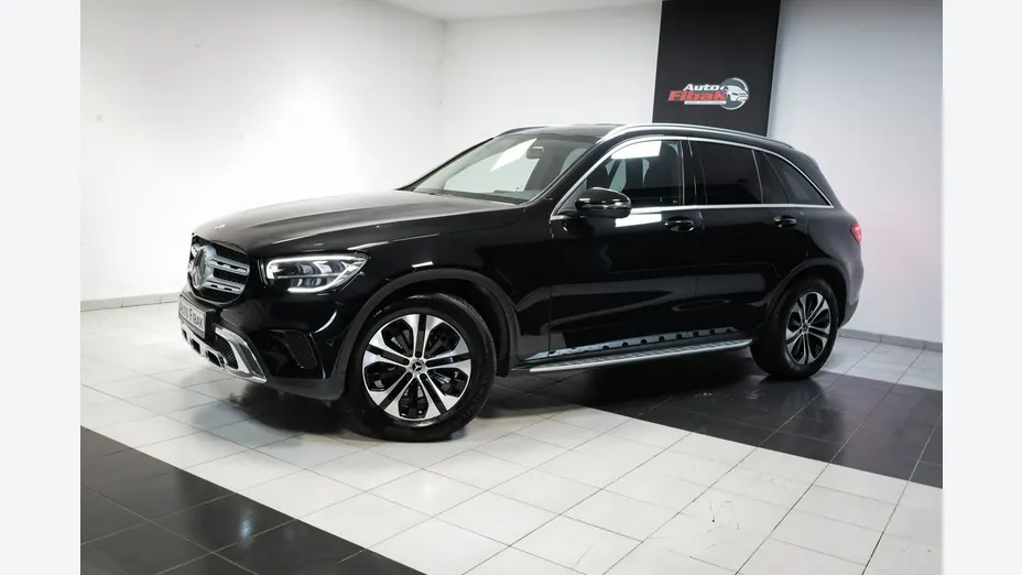 MERCEDES-BENZ GLC -