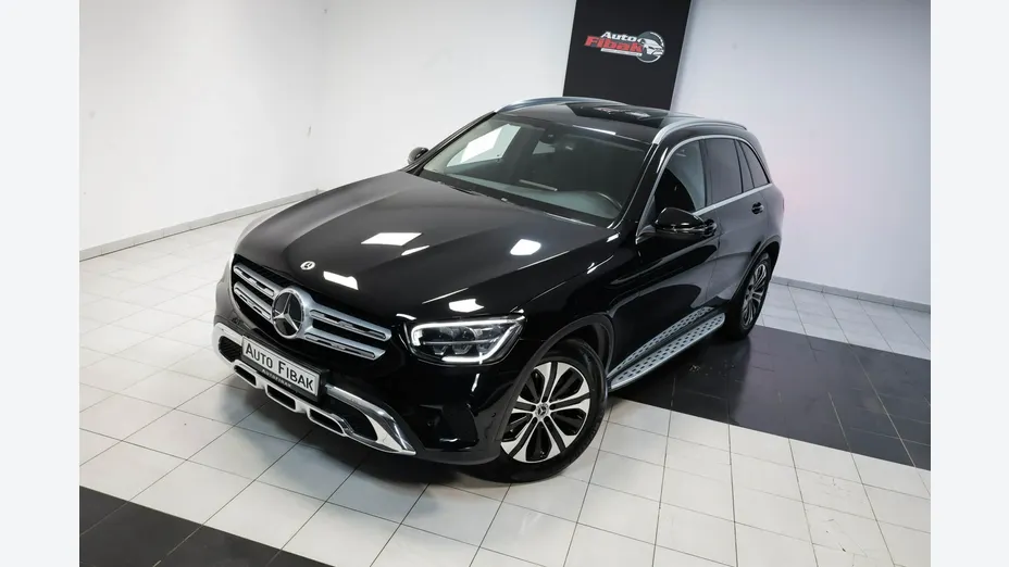 MERCEDES-BENZ GLC -