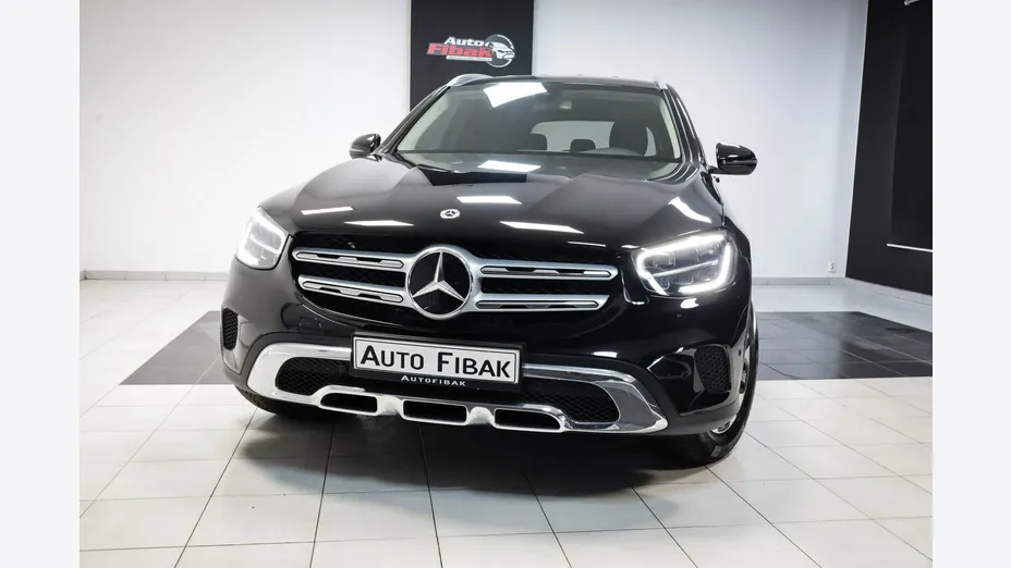 MERCEDES-BENZ GLC -