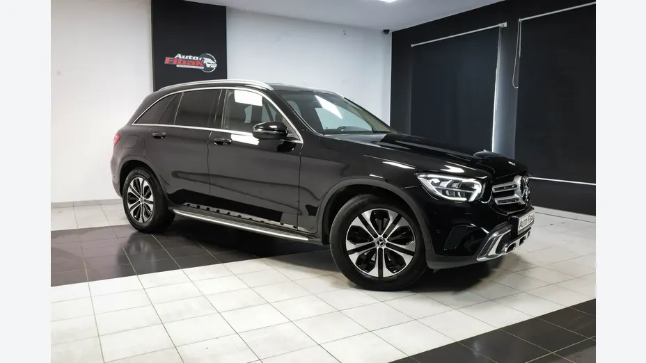 MERCEDES-BENZ GLC -