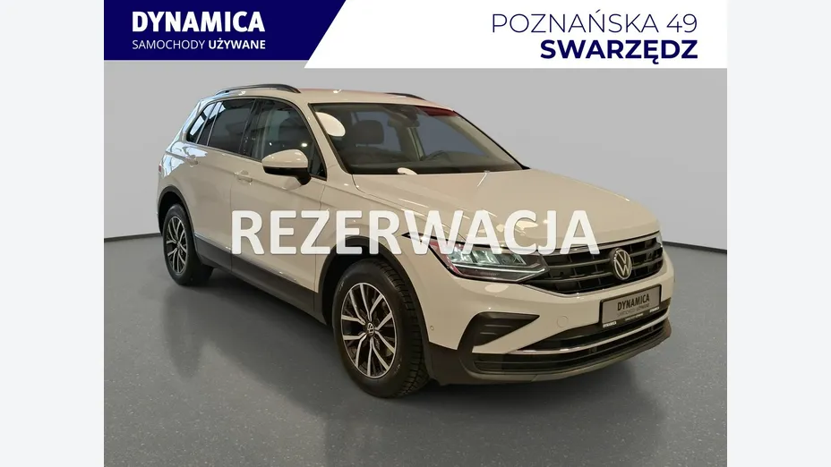 VOLKSWAGEN Tiguan -