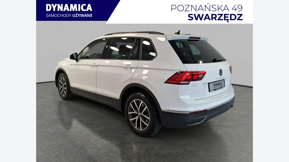 VOLKSWAGEN Tiguan -