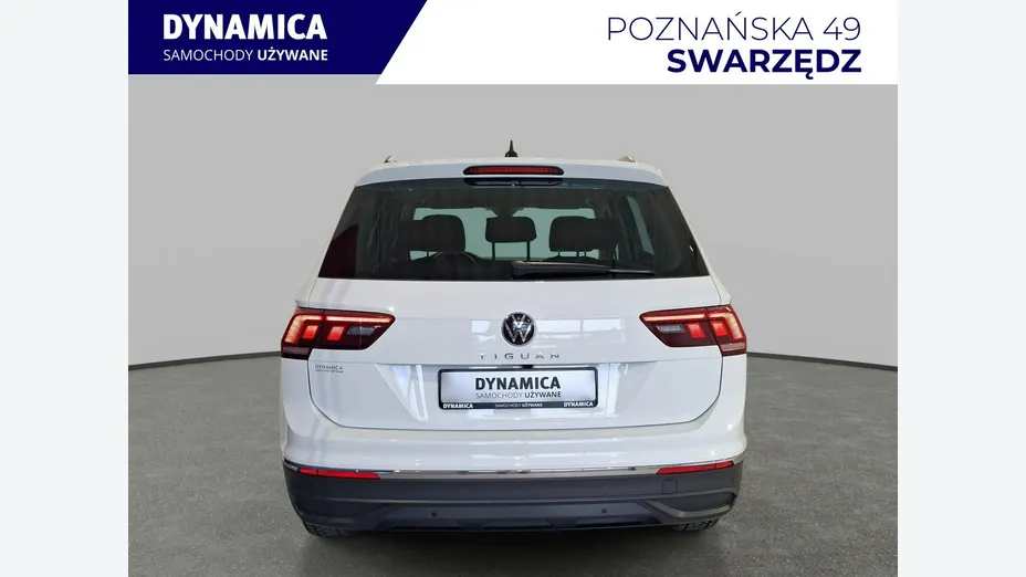 VOLKSWAGEN Tiguan -