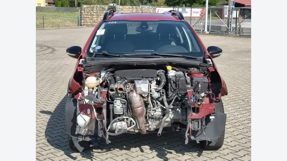 PEUGEOT 2008 -