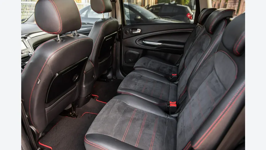 FORD S-MAX -