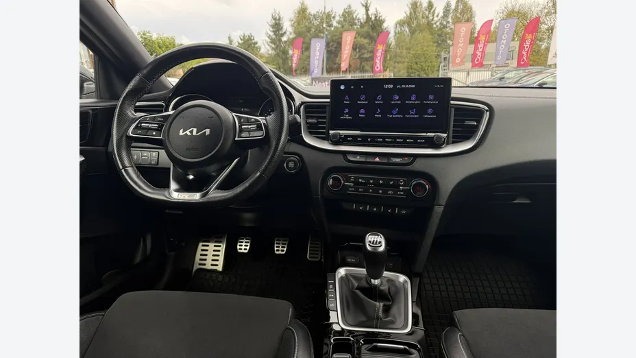 KIA ProCeed -