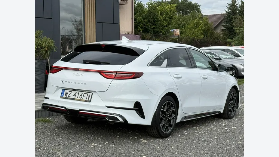 KIA ProCeed -