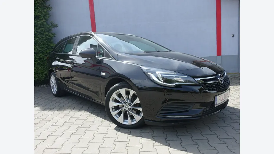 OPEL Astra -