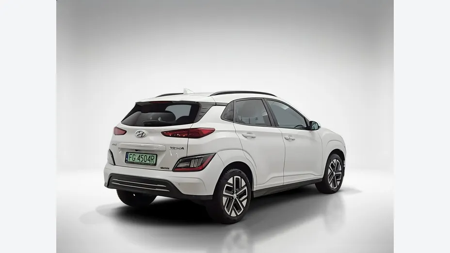 HYUNDAI Kona -