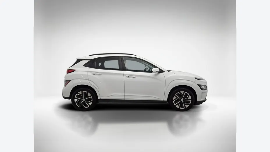 HYUNDAI Kona -