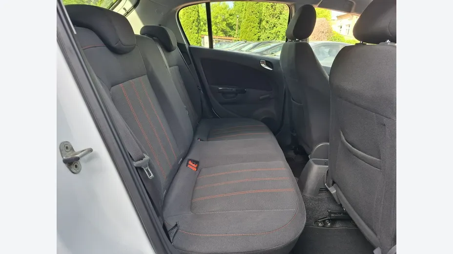 OPEL Corsa -