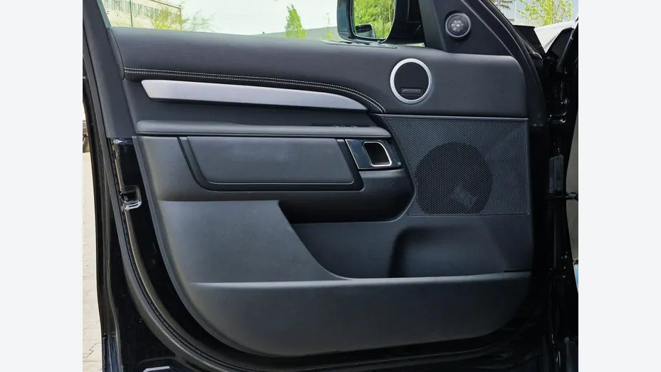 LAND ROVER Discovery -