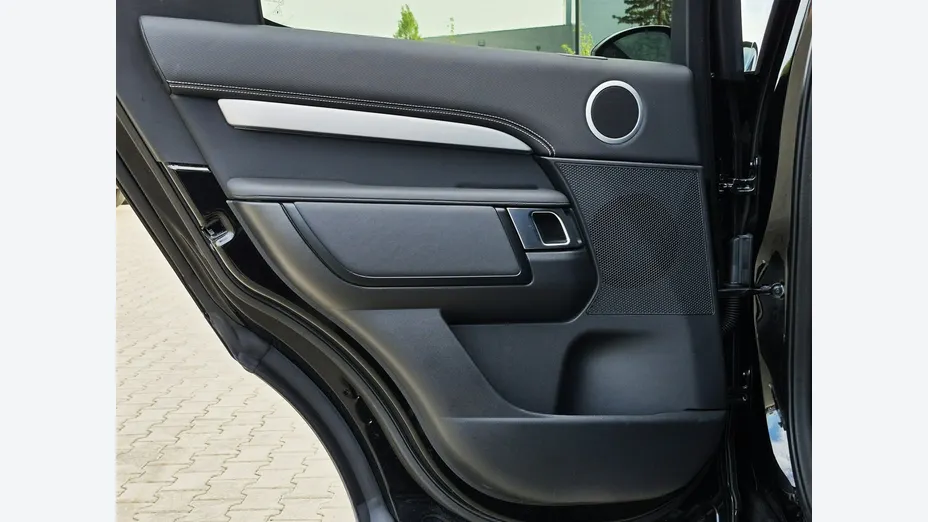 LAND ROVER Discovery -