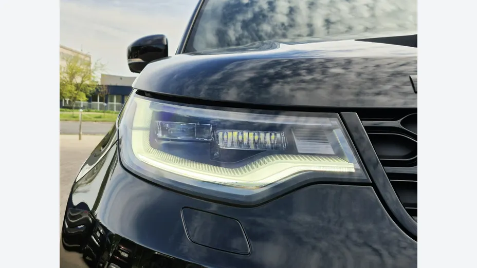 LAND ROVER Discovery -