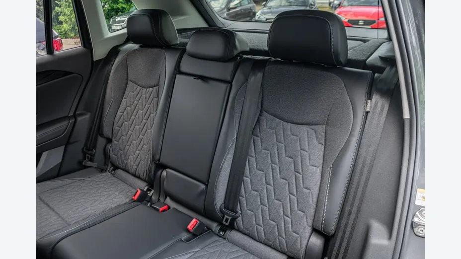 VOLKSWAGEN Tiguan -