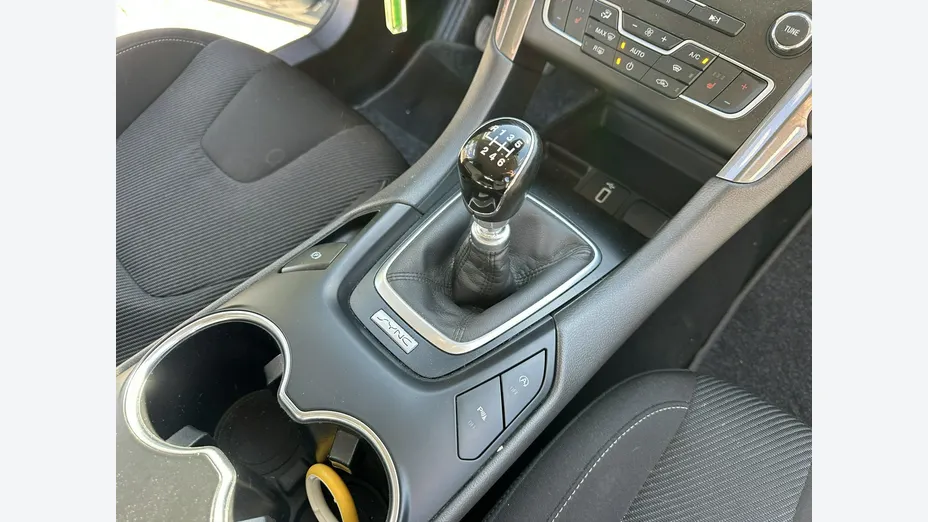 FORD Mondeo -