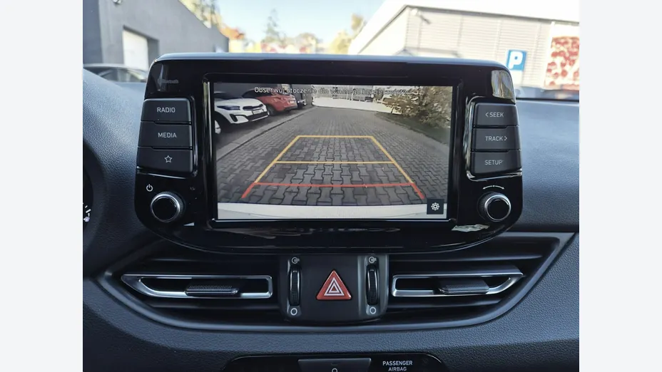 HYUNDAI i30 -