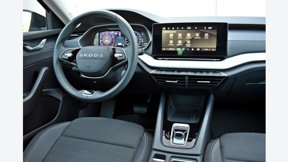 SKODA Octavia -