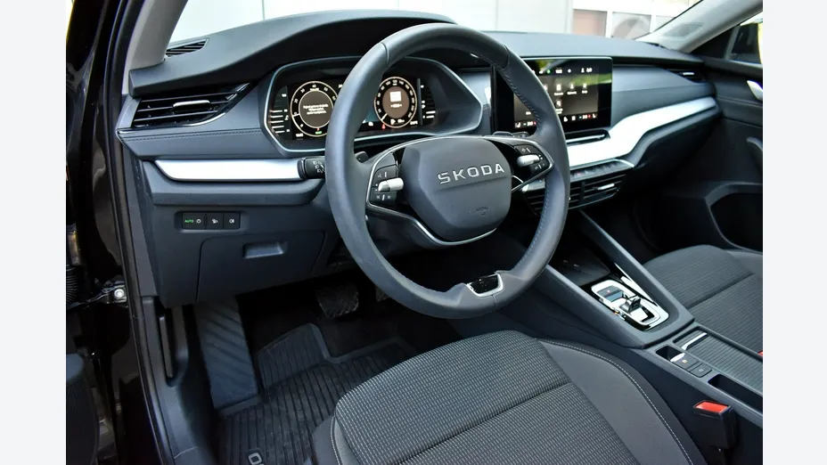 SKODA Octavia -