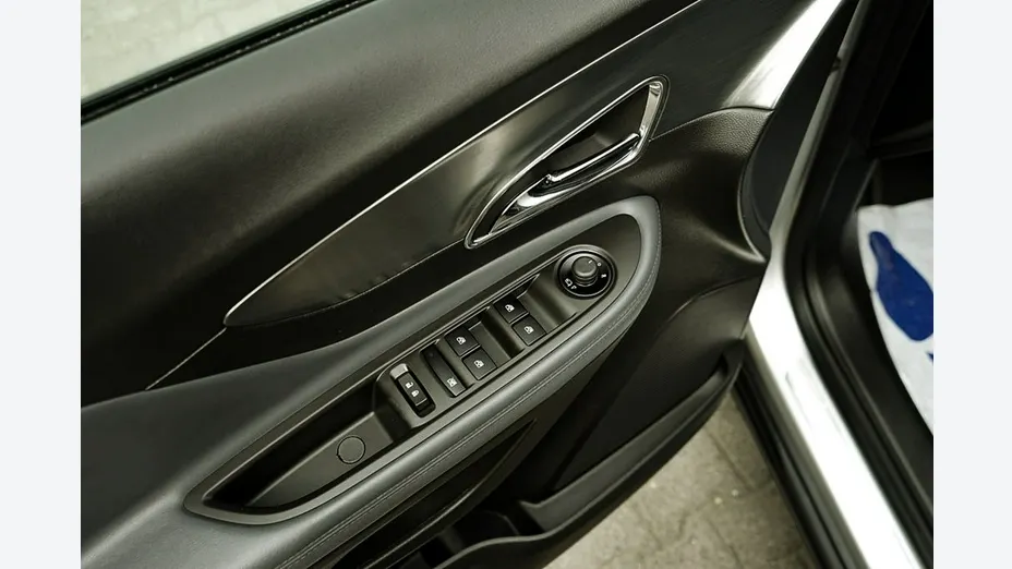 OPEL Mokka -