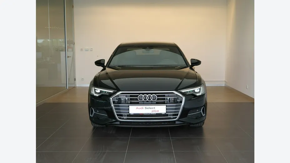 AUDI A6 -