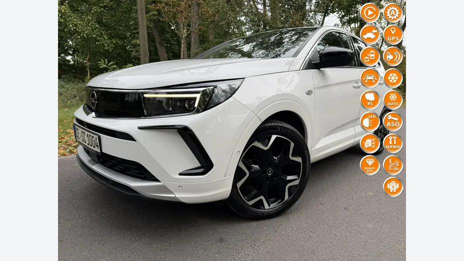 OPEL Grandland X -