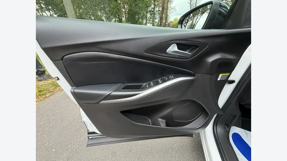 OPEL Grandland X -