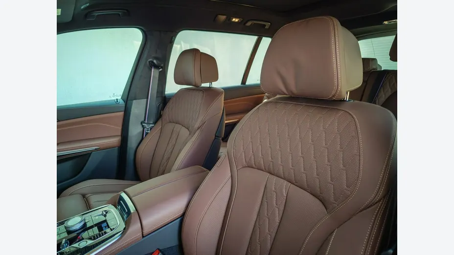 BMW X7 -