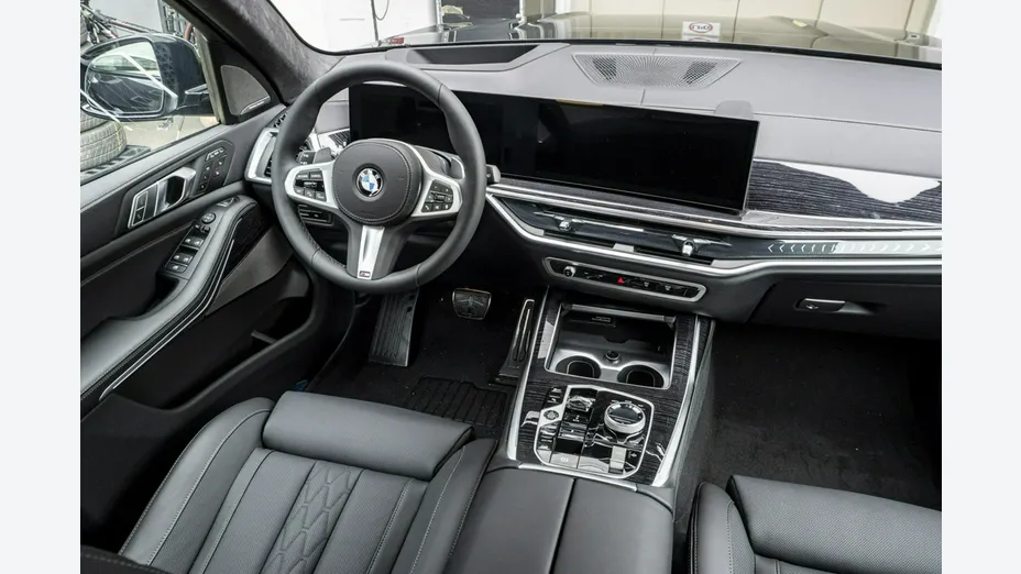 BMW X7 -