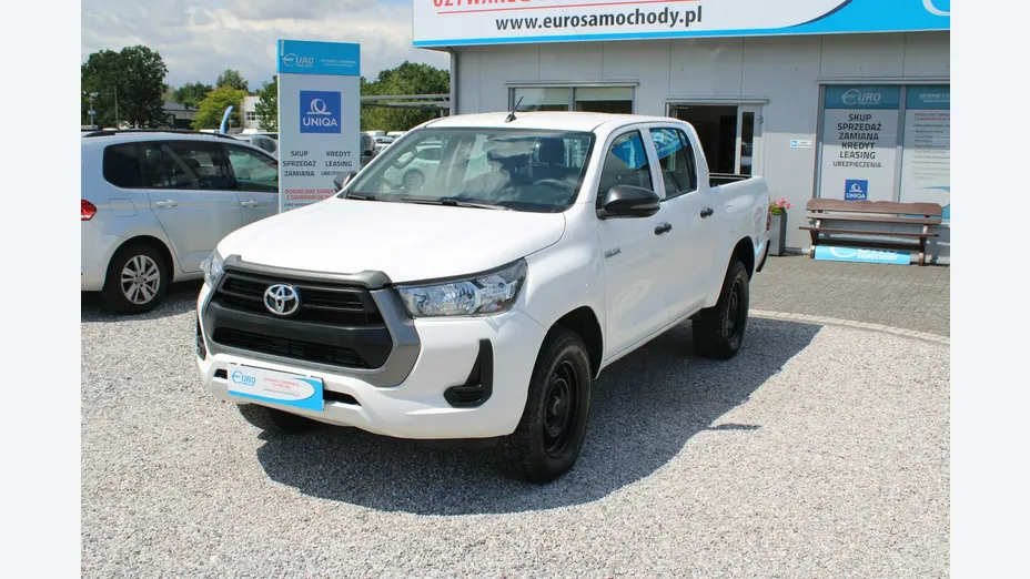 TOYOTA HiLux -