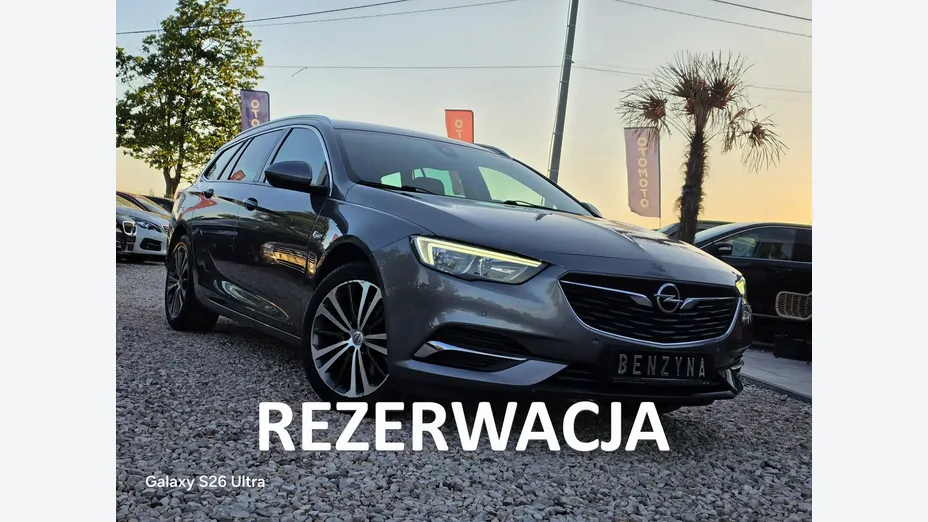 OPEL Insignia -