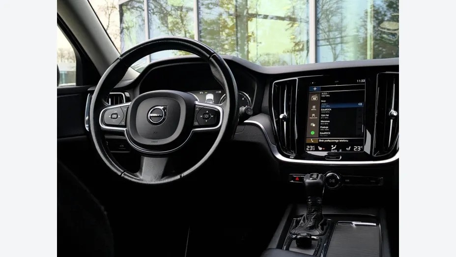 VOLVO V60 V60 D3 Momentum aut