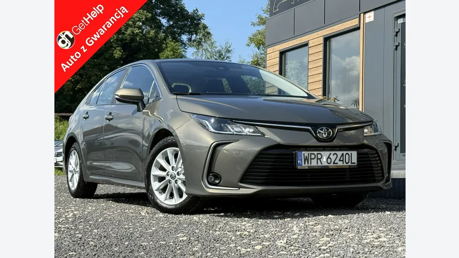 TOYOTA Corolla -