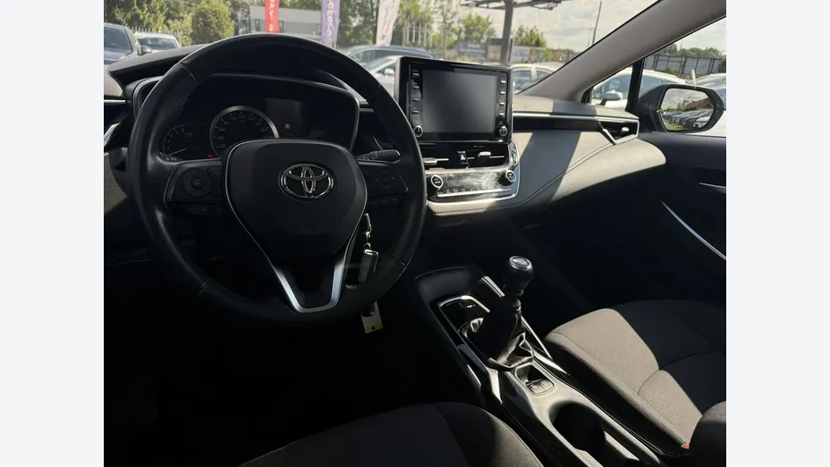 TOYOTA Corolla -