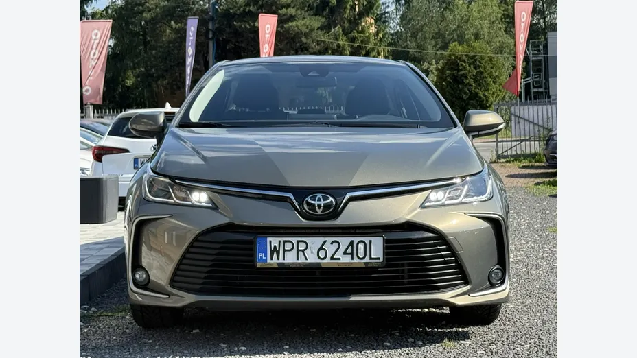 TOYOTA Corolla -