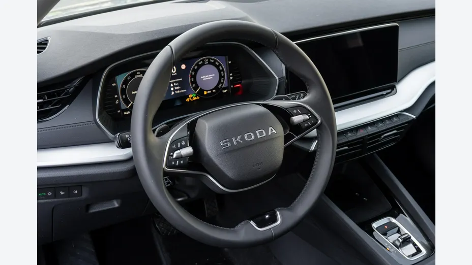 SKODA Octavia -