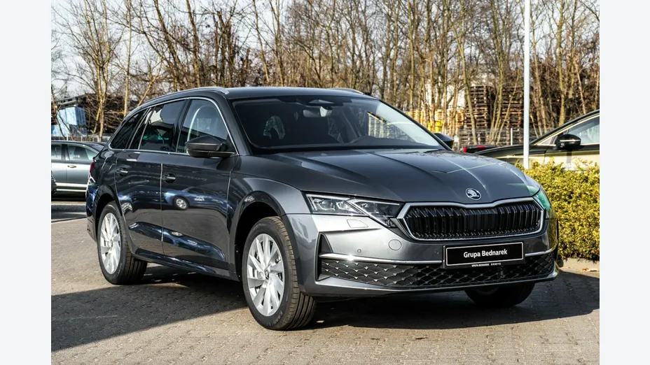 SKODA Octavia -