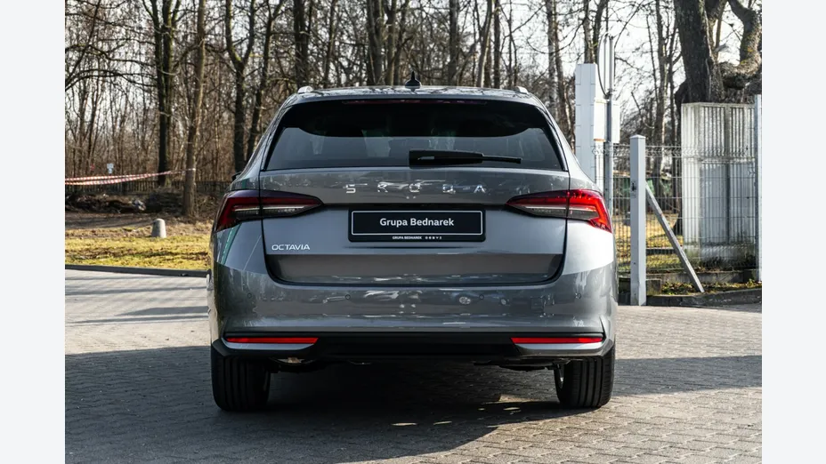 SKODA Octavia -