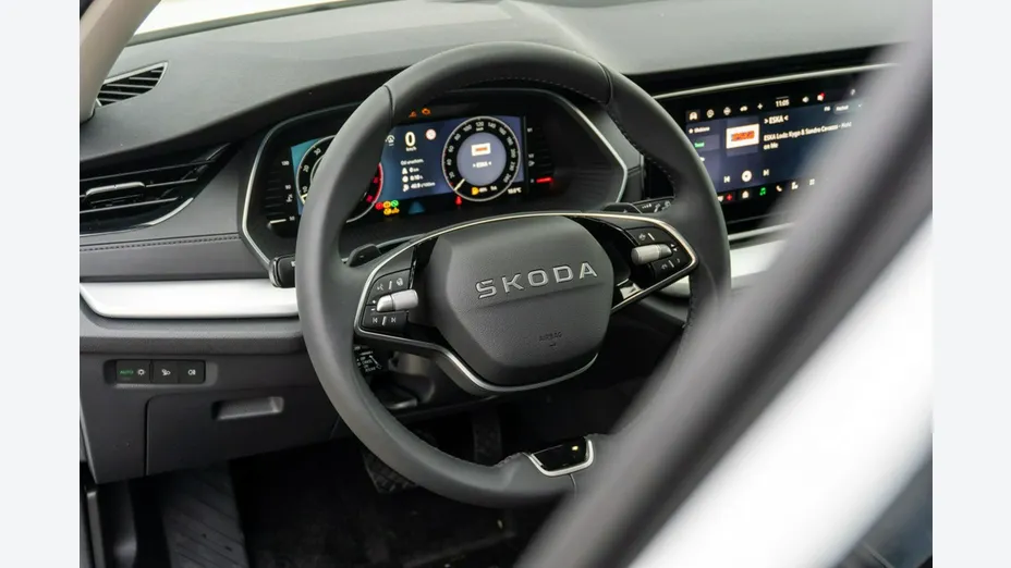 SKODA Octavia -