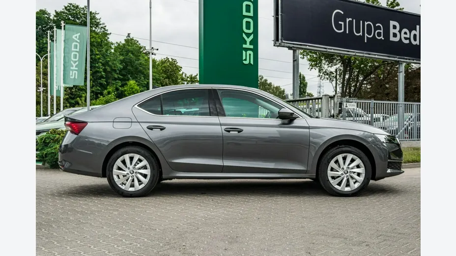 SKODA Octavia -