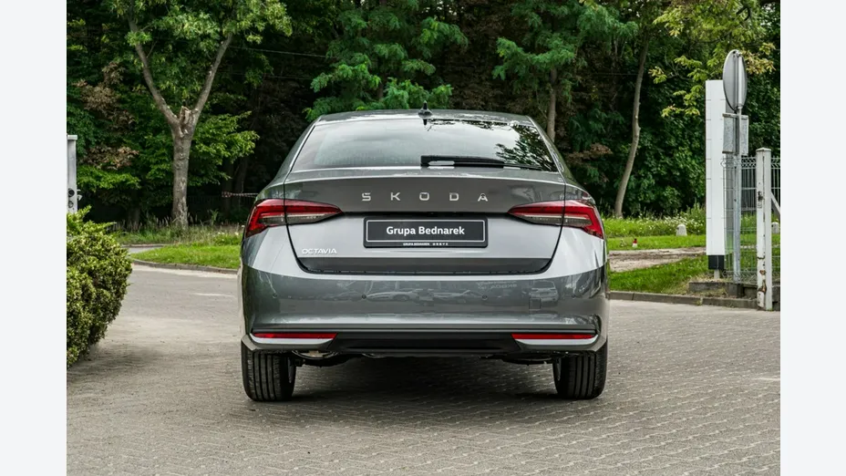 SKODA Octavia -