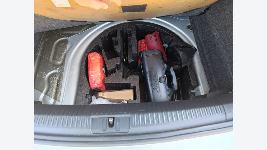 VOLKSWAGEN Polo -