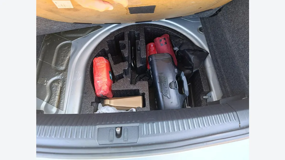 VOLKSWAGEN Polo -