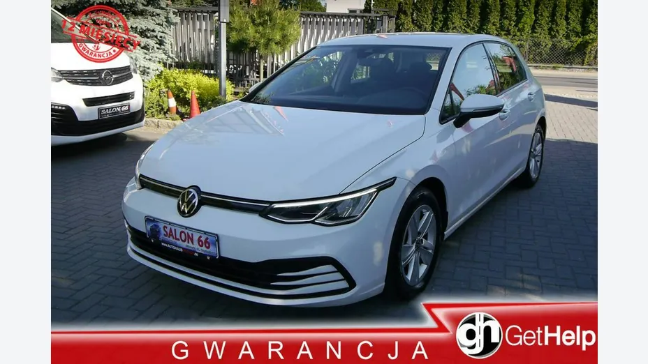 VOLKSWAGEN Golf -