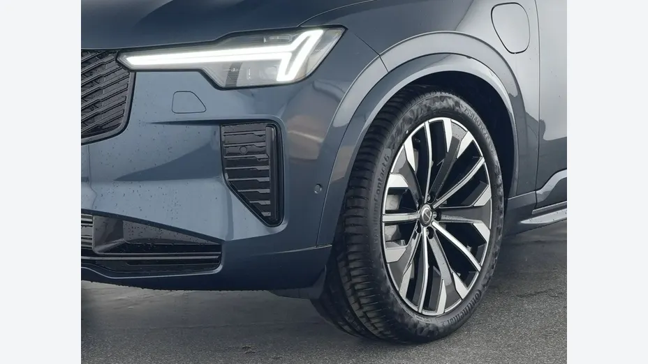 VOLVO XC90 -