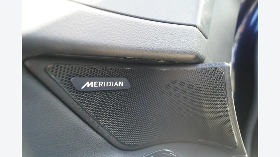 JAGUAR XF -