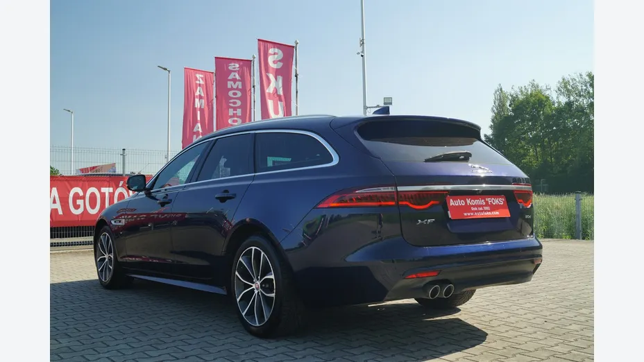 JAGUAR XF -