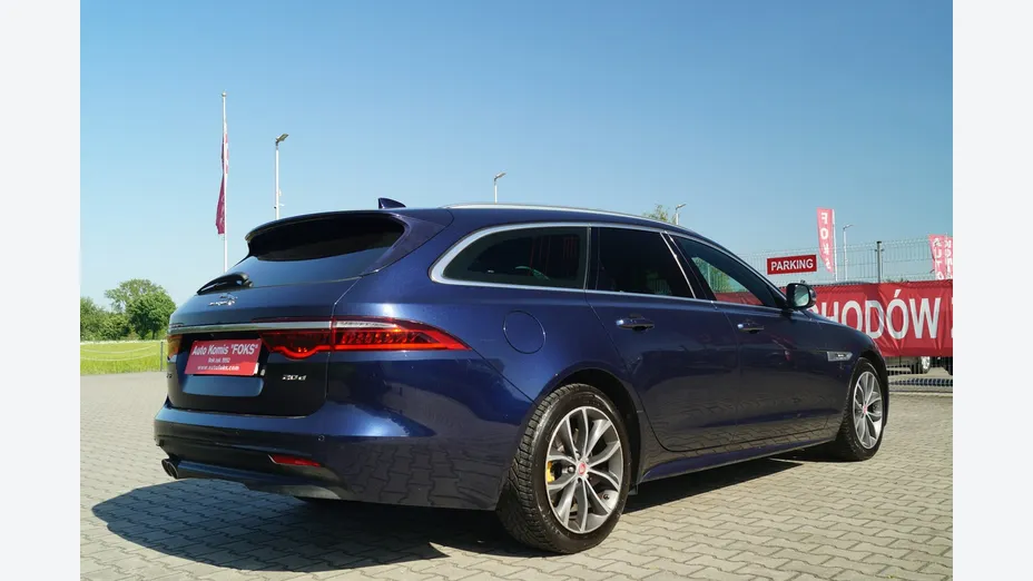 JAGUAR XF -